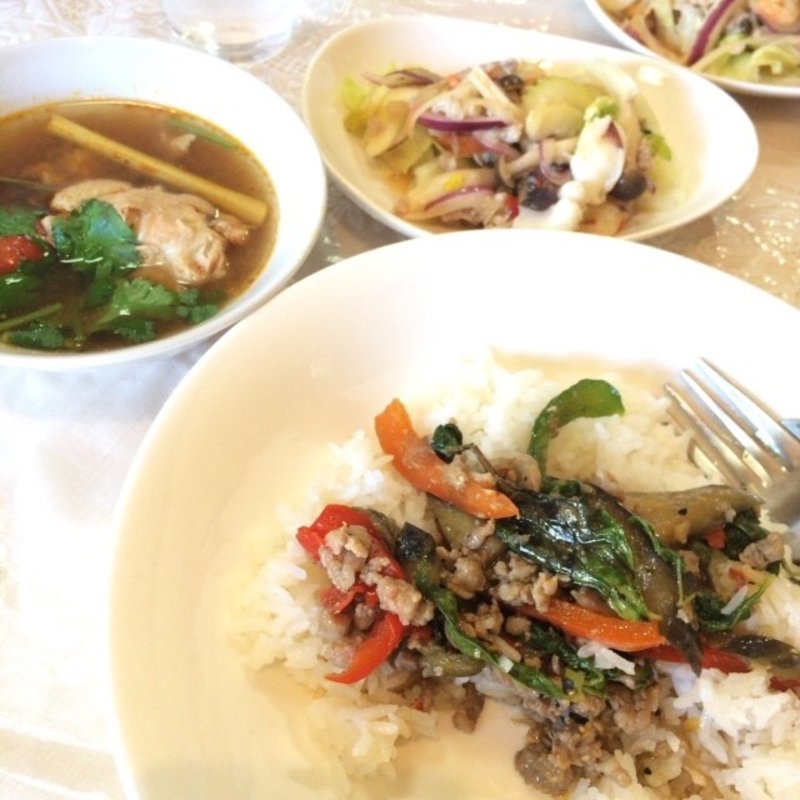 日替りランチ(タイ料理屋台ニパー)