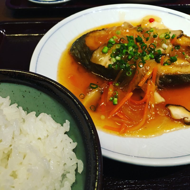 目鯛の唐揚げと野菜あんかけ(和飲。ほの字)