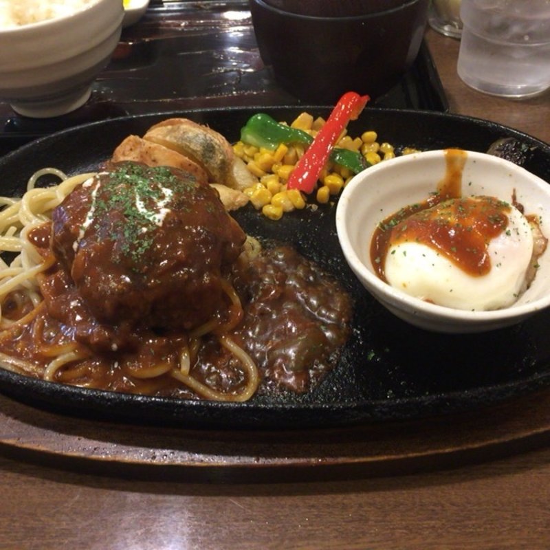 和牛ハンバーグ 140g(せろり 大須店 )