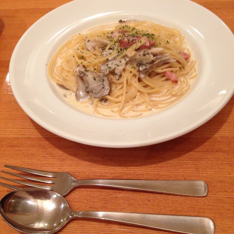 カルボナーラ(SWISS cafe 下通店)