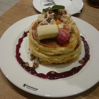 ホワイトチョコレートパンケーキ(サニー ストア&カフェ （sunny STORE&CAFE）)