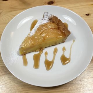 桃のタルト(Tipi cafe)