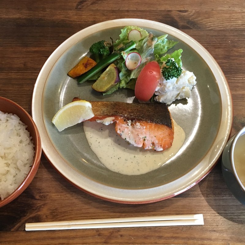 サーモンのクリームソース(cafe soto （カフェ ソト【旧店名】Soto dining）)