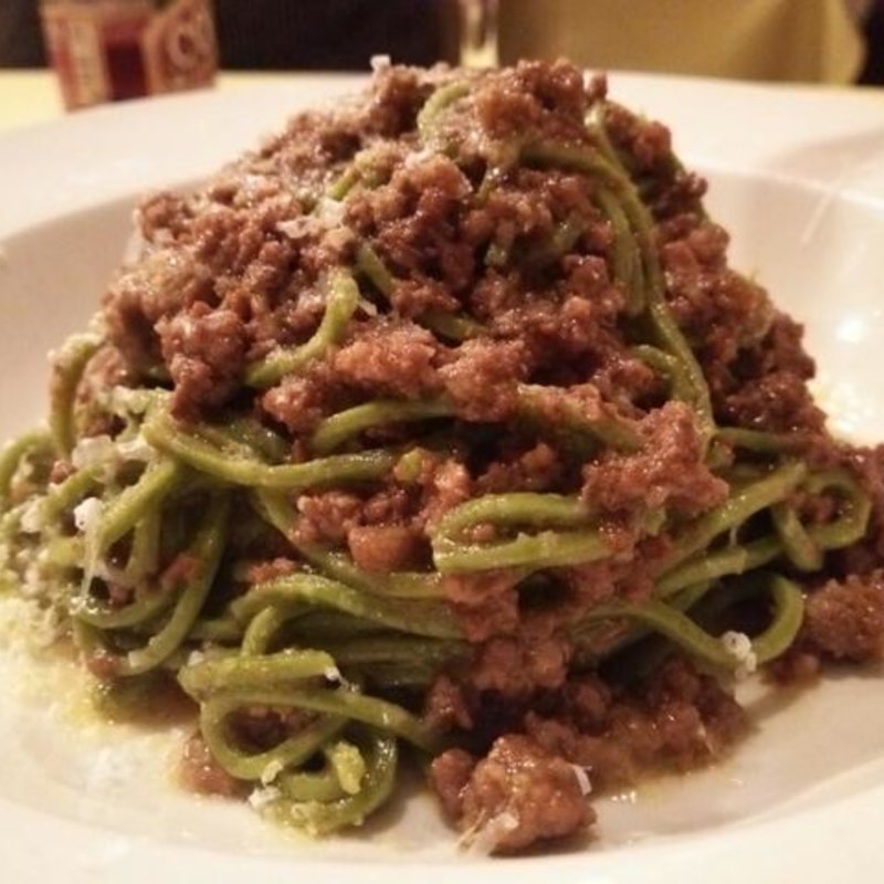 ほうれん草のタリオリーニ、ラグーソース(オステリア イル レオーネ)