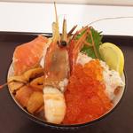 ボタンエビ大漁丼(みそ汁付)