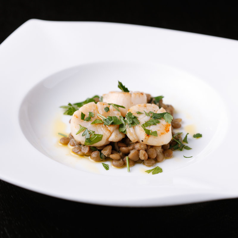 ホタテのグリル　蚕豆とともに(オルティージャ （ORTIGIA）)