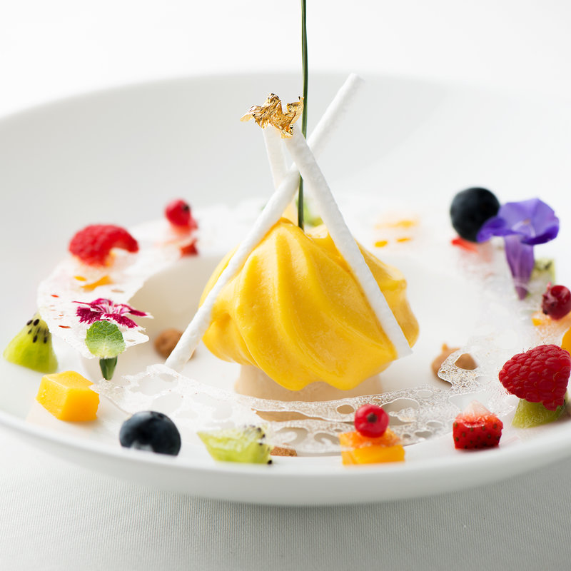 デザートの盛り合わせ(ラ・ロシェル山王)