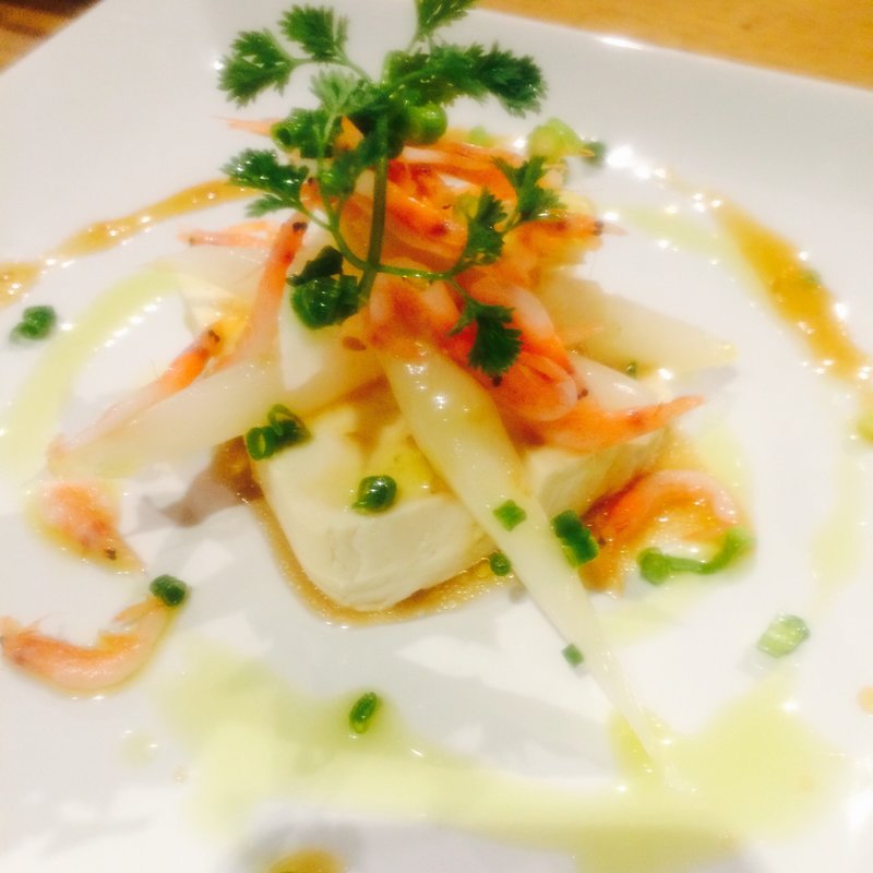 ホワイトアスパラと桜エビのサラダ仕立て(和食バル ジャポン)