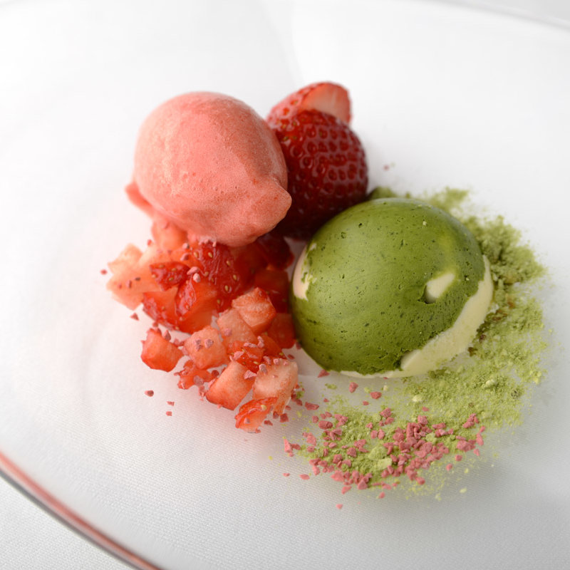 抹茶と苺のアイス(レストラングースト)