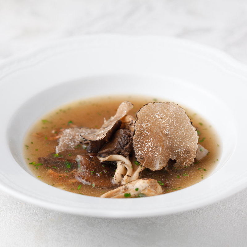 トリュフとキノコのスープ仕立て(GINZA kansei)