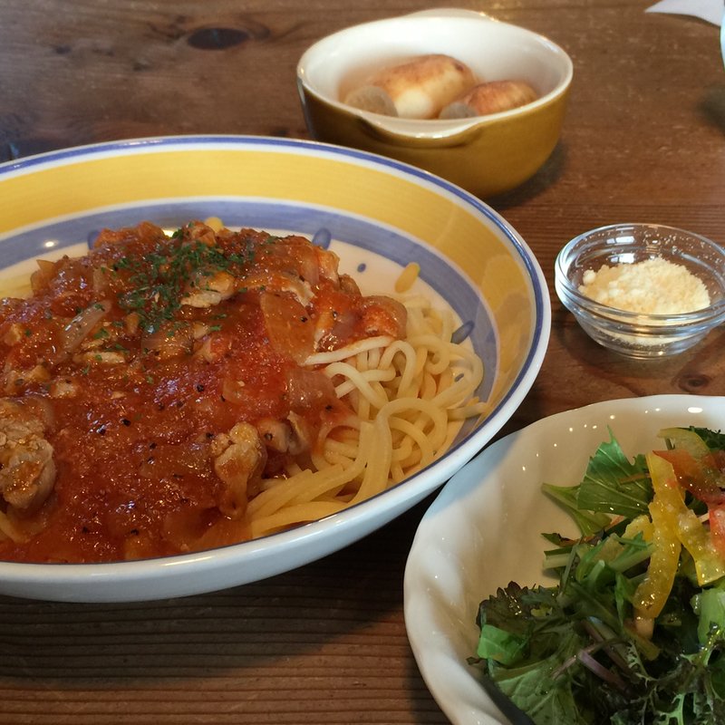 トマトチキンパスタ(カナディアンロッキー （CANADIAN　ROCKY）)