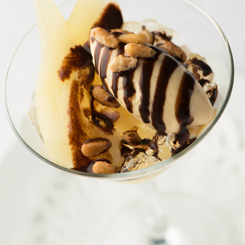 洋梨とアーモンドのジェラート(クニオミ　ル・ネオ・ビストロ （ＱＵＮＩＯＭＩ　le neo bistrot）)