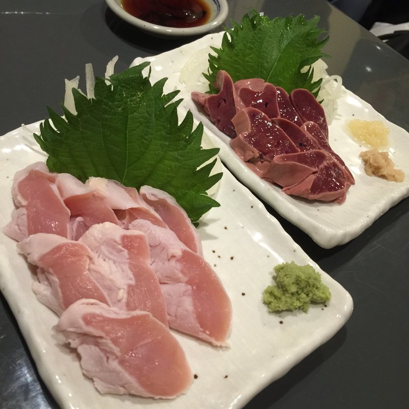 とり刺し・レバ刺し