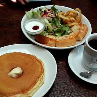 モーニングサービスセット(港屋珈琲店　鈴鹿店)