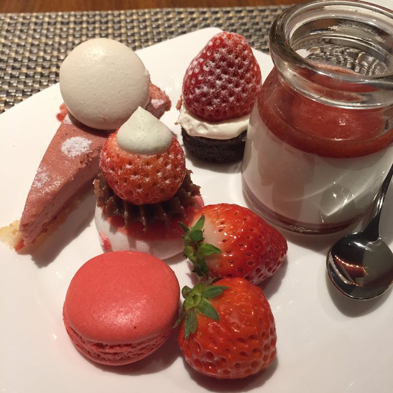 ストロベリー点心ランチ(中国料理「王朝」)