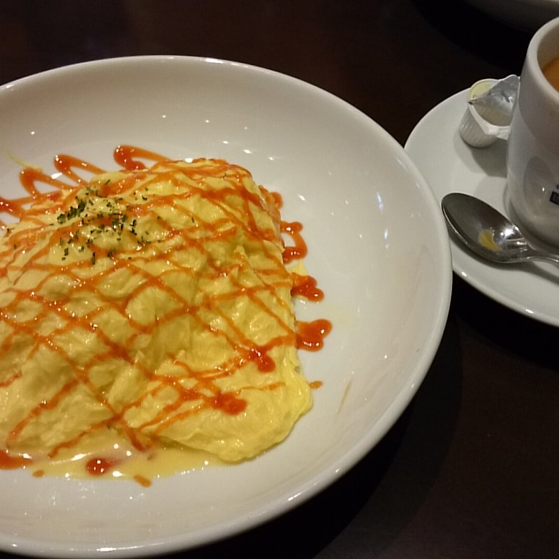 とろとろ卵のオムライスランチセット(あおい珈琲 鈴鹿店 )