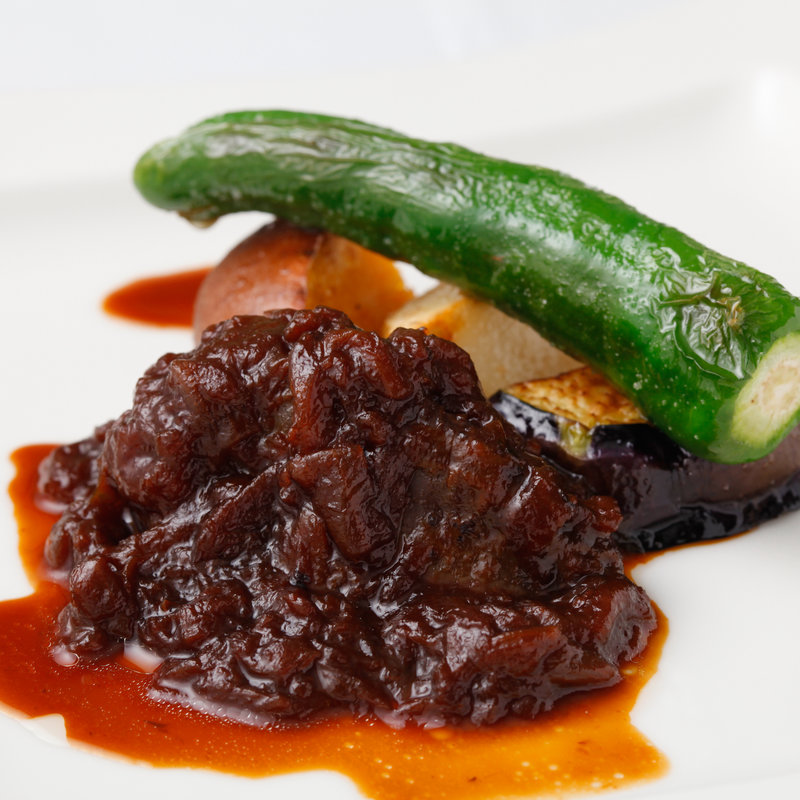 和牛の赤ワイン煮込み(Le CHEVAL jingumae)