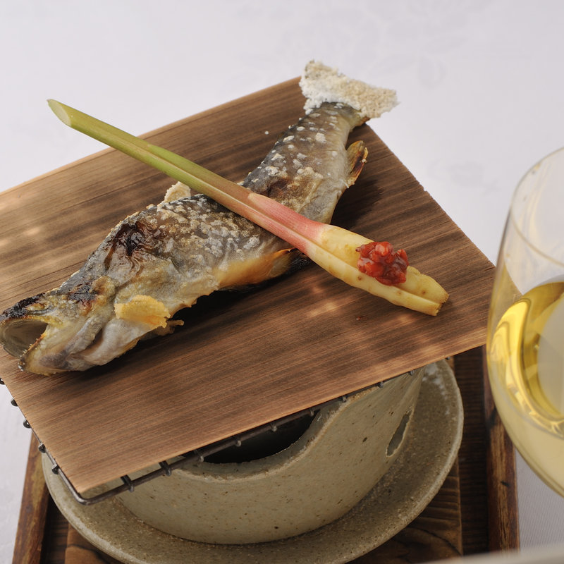 鮎の塩焼き(日本料理 銀座 大野 （にほんりょうり ぎんざ おおの）)