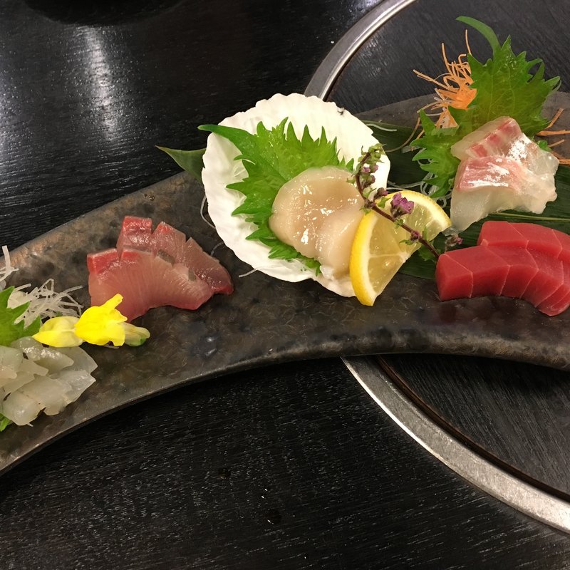 お造り盛り合わせ(5種)(治兵衛 難波店 （じへい）)