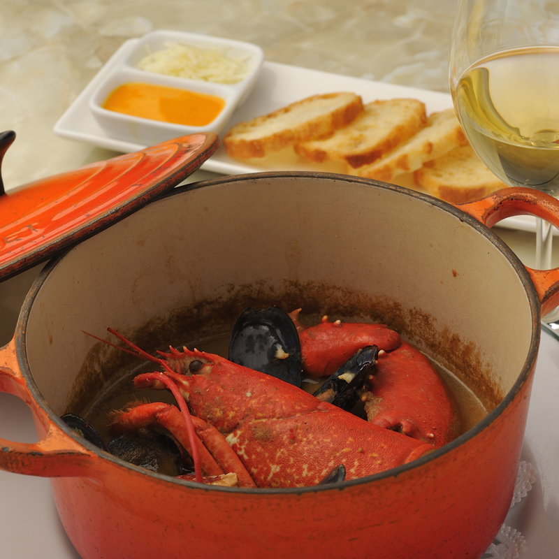 オマールエビのココット(ブラッスリー オザミ)