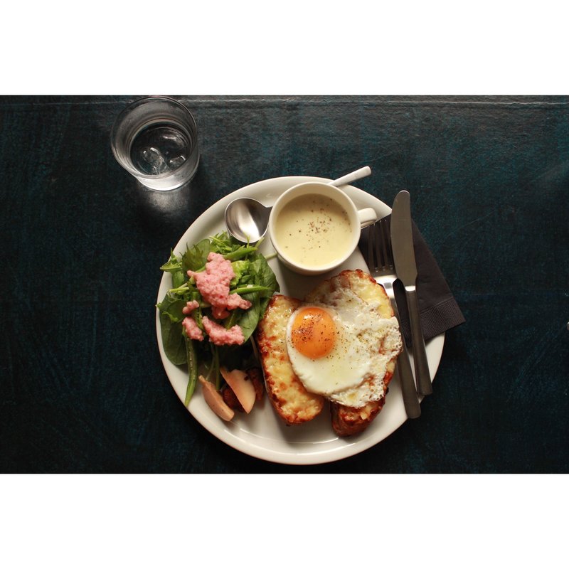 クロックマダム(Cafe & Paradise ロック製作所)