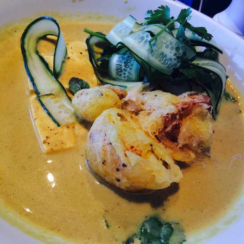 イエローフィッシュカレーw/スパイスパンプキン、ジャスミンライス(bills)