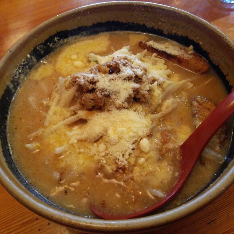粉雪ラーメン(味噌屋 麺次郎)
