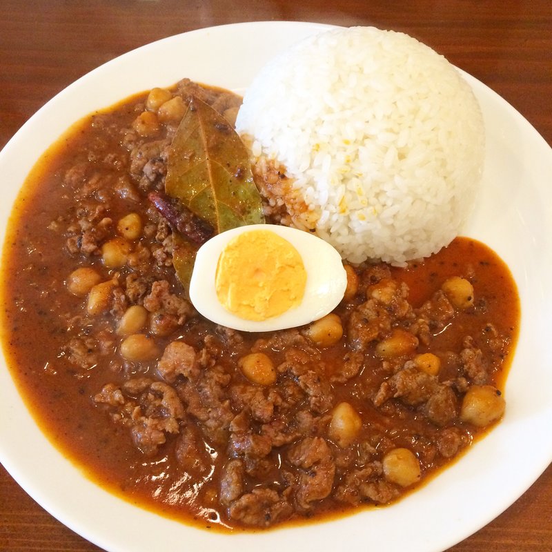 ひよこ豆とスパイシーラムキーマ(OKANO CURRY (オカノカリー))