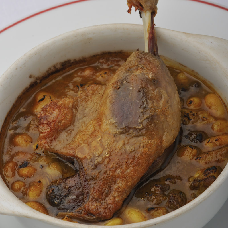 鶏肉のシチュー仕立て(パリのワイン食堂)