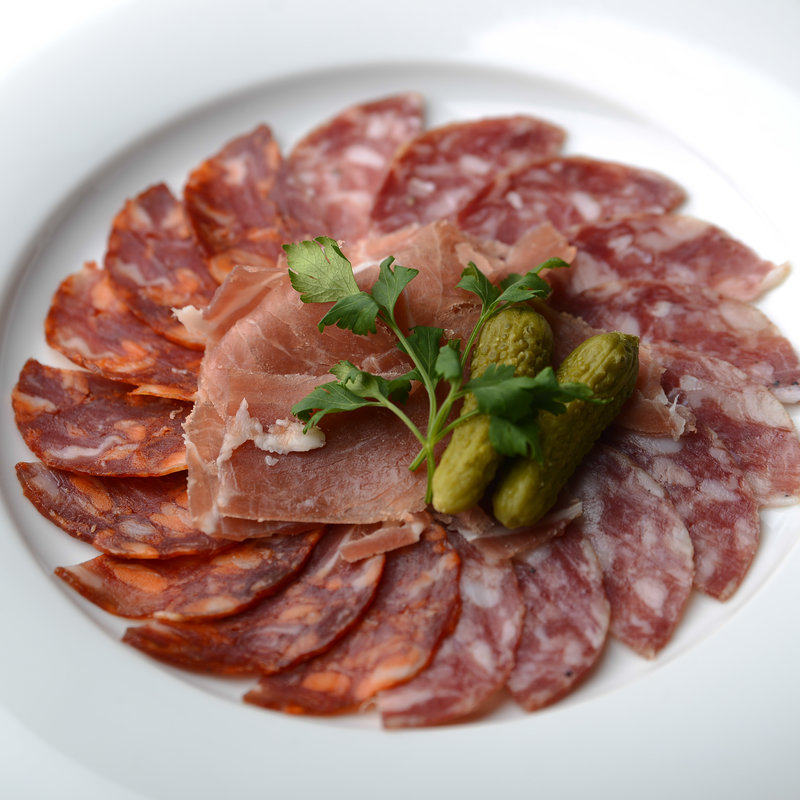 生ハムの盛り合わせ(バニュルス)