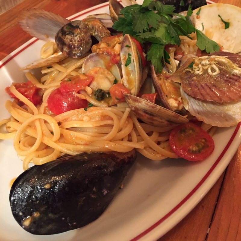 貝のパスタ(トゥットベーネ)