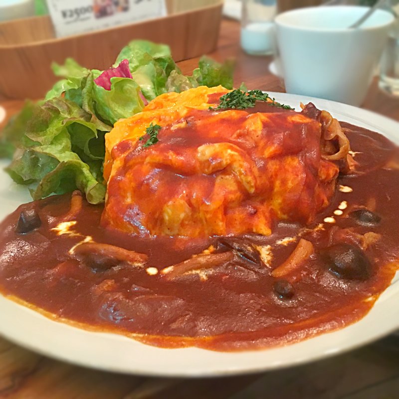 とろとろオムライス(カフェラカンドエトセトラ （CAFE Luckand Et cetera）)