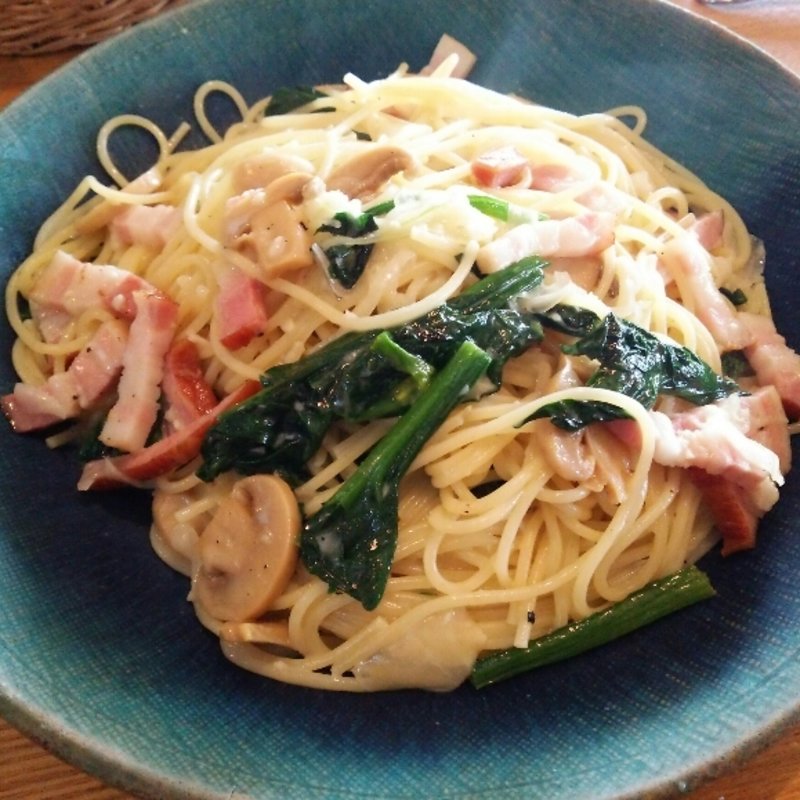 ベーコンとほうれん草の塩味パスタ(グルービー 大甕店 （Groovy）)