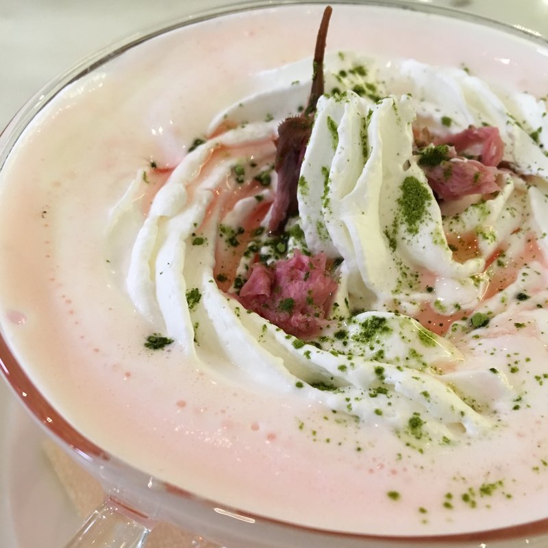 桜のラテ (ホット)(ケユカ クイーンズイースト店 )