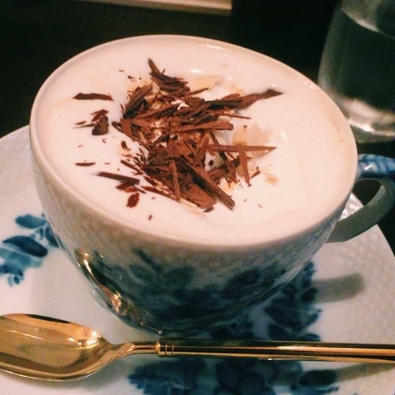 カフェ・クレーム(黒猫茶房)