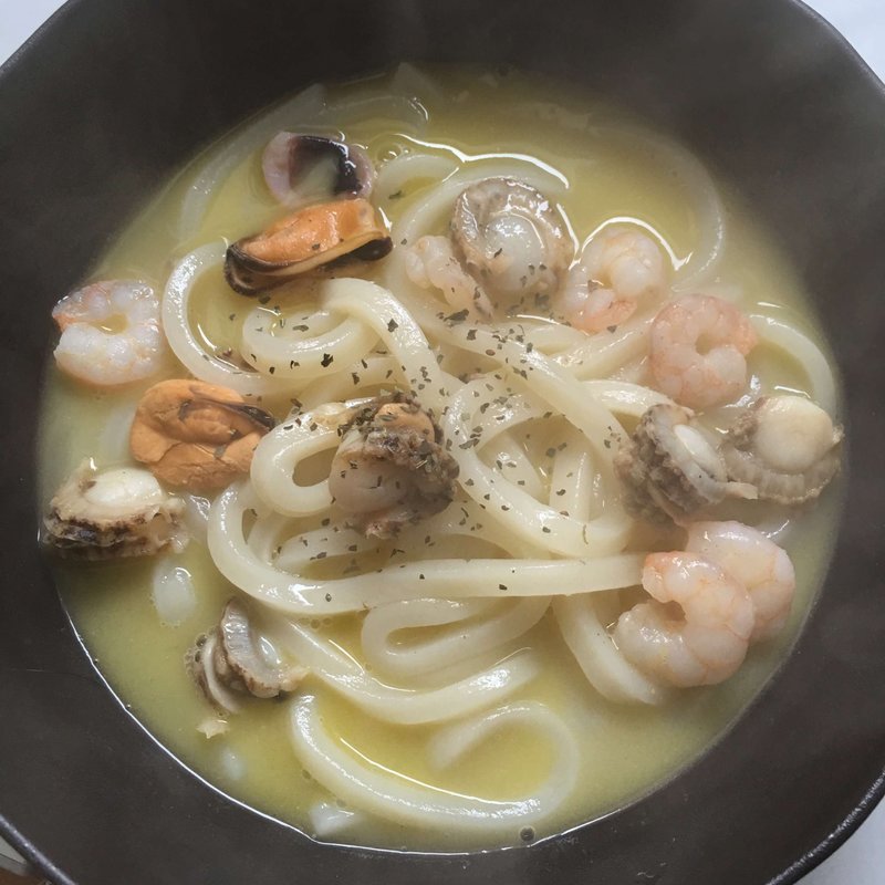 シーフードうどん(松堂うどん )