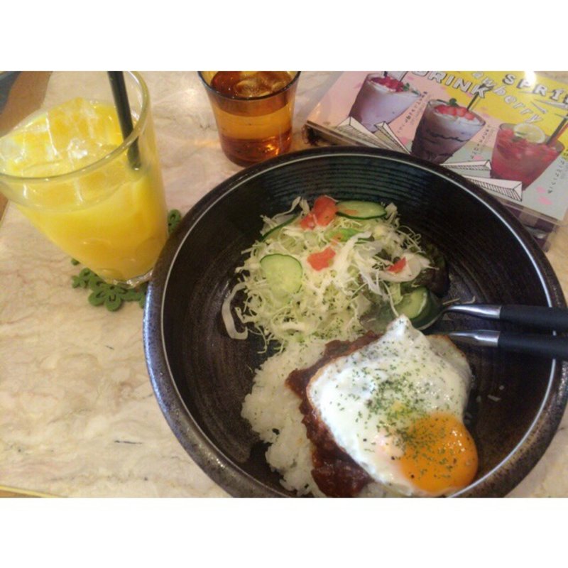 ロコモコ(cafe太陽ノ塔 本店)