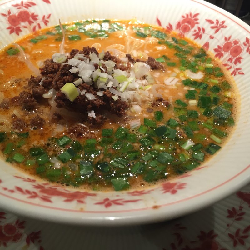 璃宮担担麺(東京老拉麺 新宿駅京王モール街店 )
