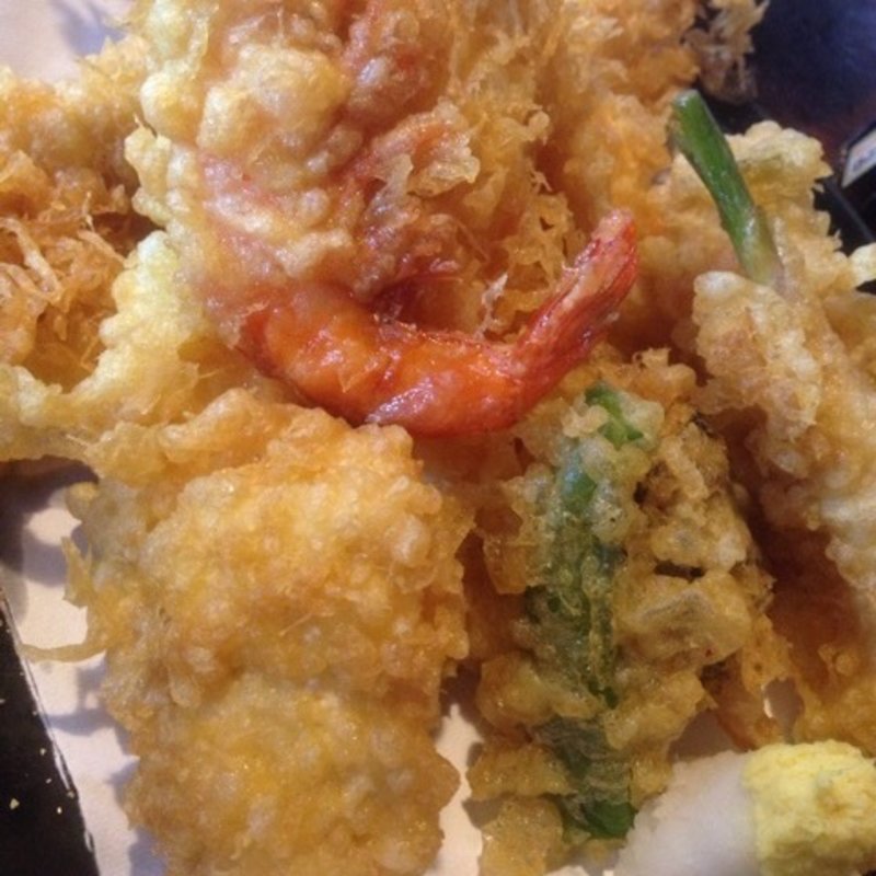 天麩羅盛り合わせ(土手の伊勢屋 （どてのいせや）)