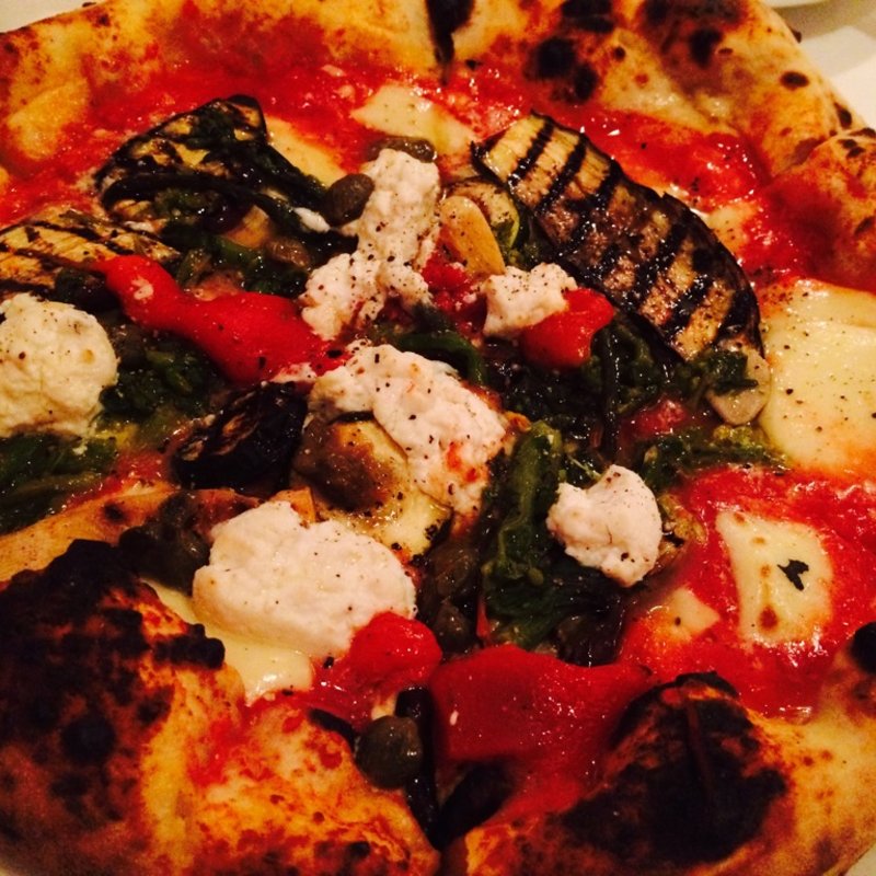 リコッタチーズとお野菜のピザ(タランテッラ ダ ルイジ)