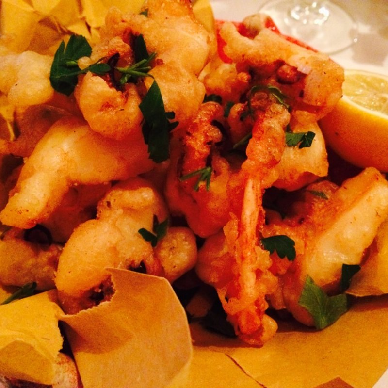 イカのフリット(タランテッラ ダ ルイジ)