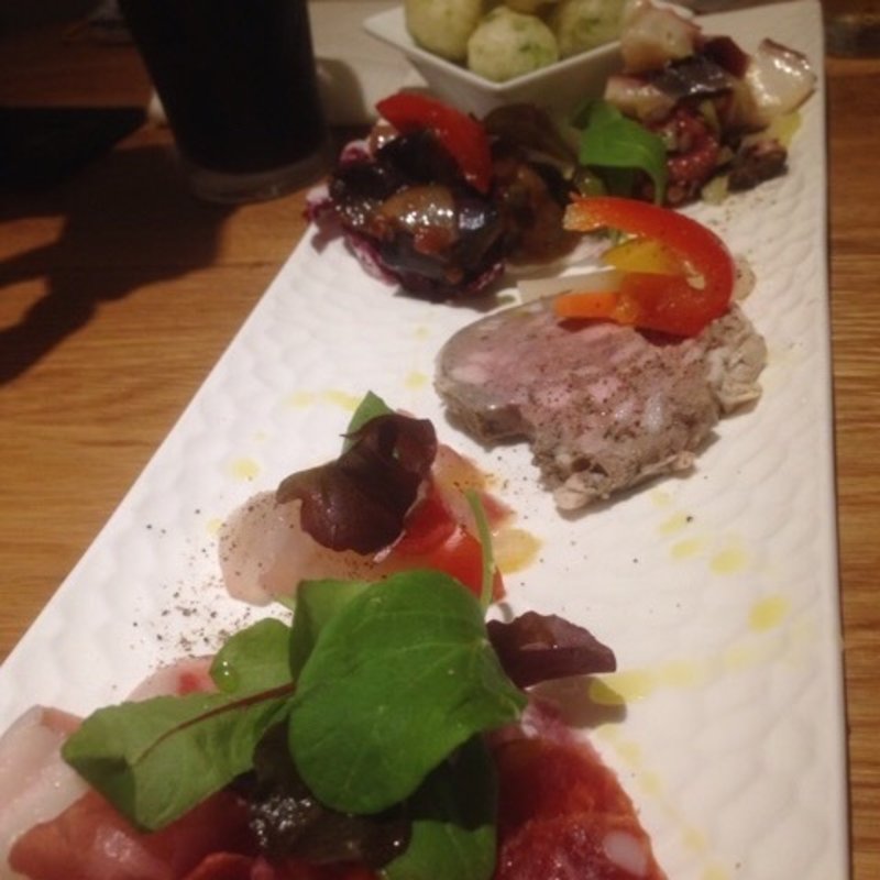 お任せ前菜盛り合わせ5種(101010 （テンスリー）)