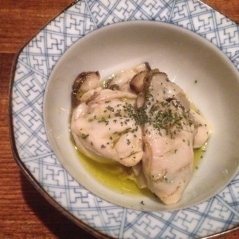 牡蠣のオイル漬け(ハッカク （HAKKAKU）)