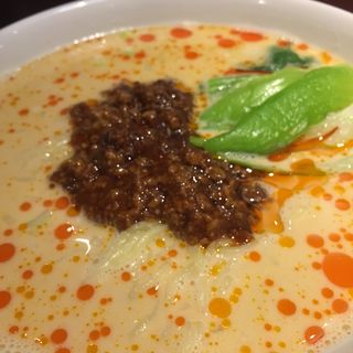 特製担々麺(美華園 新橋店)