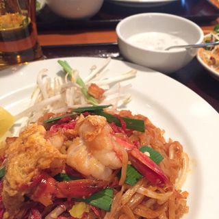 タイ焼きそばセット(ジャスミン タイ 六本木本店)