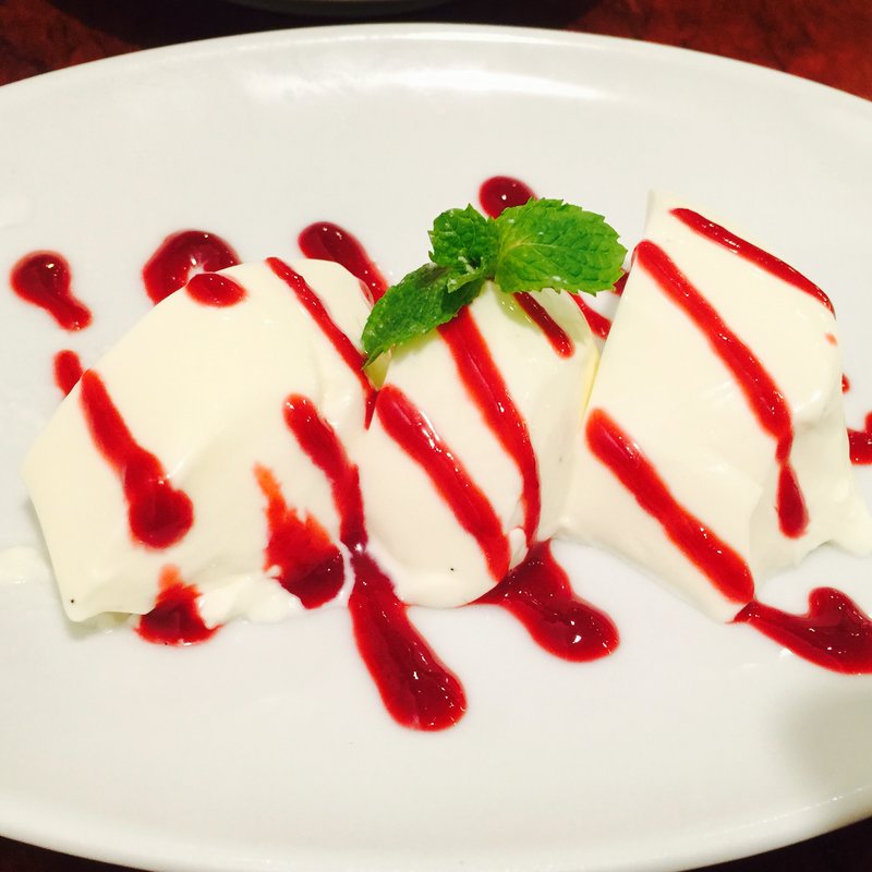 パンナコッタ(タッポスト チャオラ)