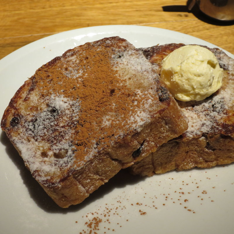 シナモンレーズンフレンチトースト(crisscross)