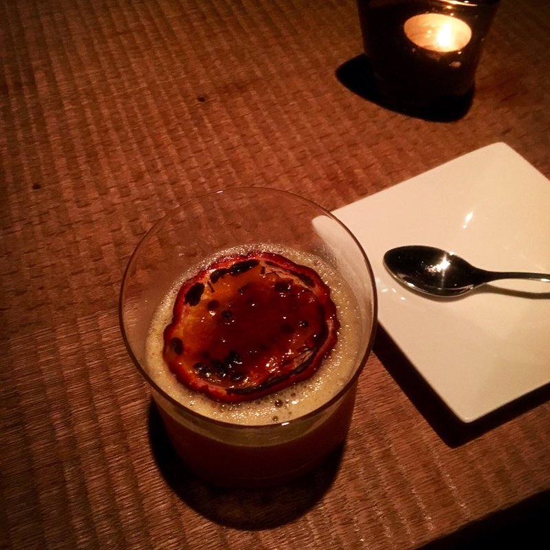 パッションフルーツのカクテル(Bar Amber)