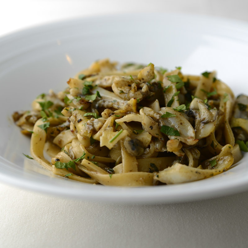 鶏肉のパスタ(イル カンティニエーレ （il cantiniere）)