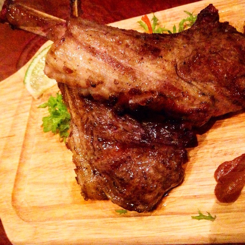 ラムチョップ(フレンチラック)(ブッチャーズ＋バル 下北沢)
